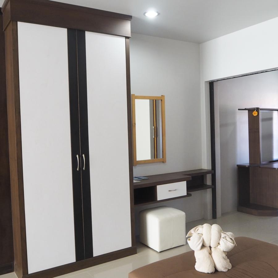 Poonsap Apartment Ban Ai Dao Kültér fotó